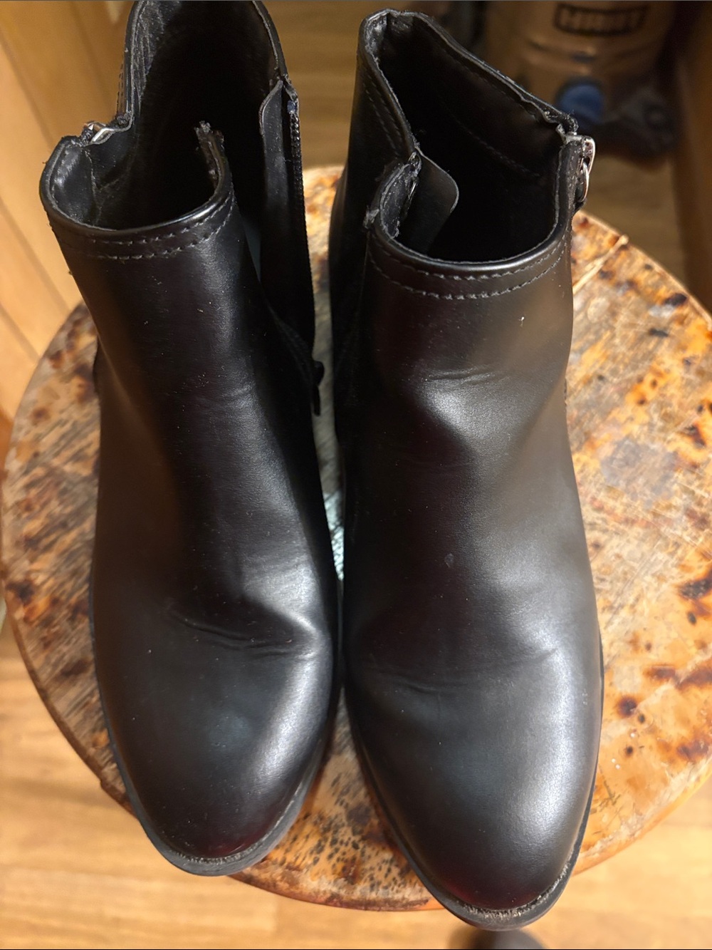 Women's Black Leather Ankle Boots - Classic Zip Side